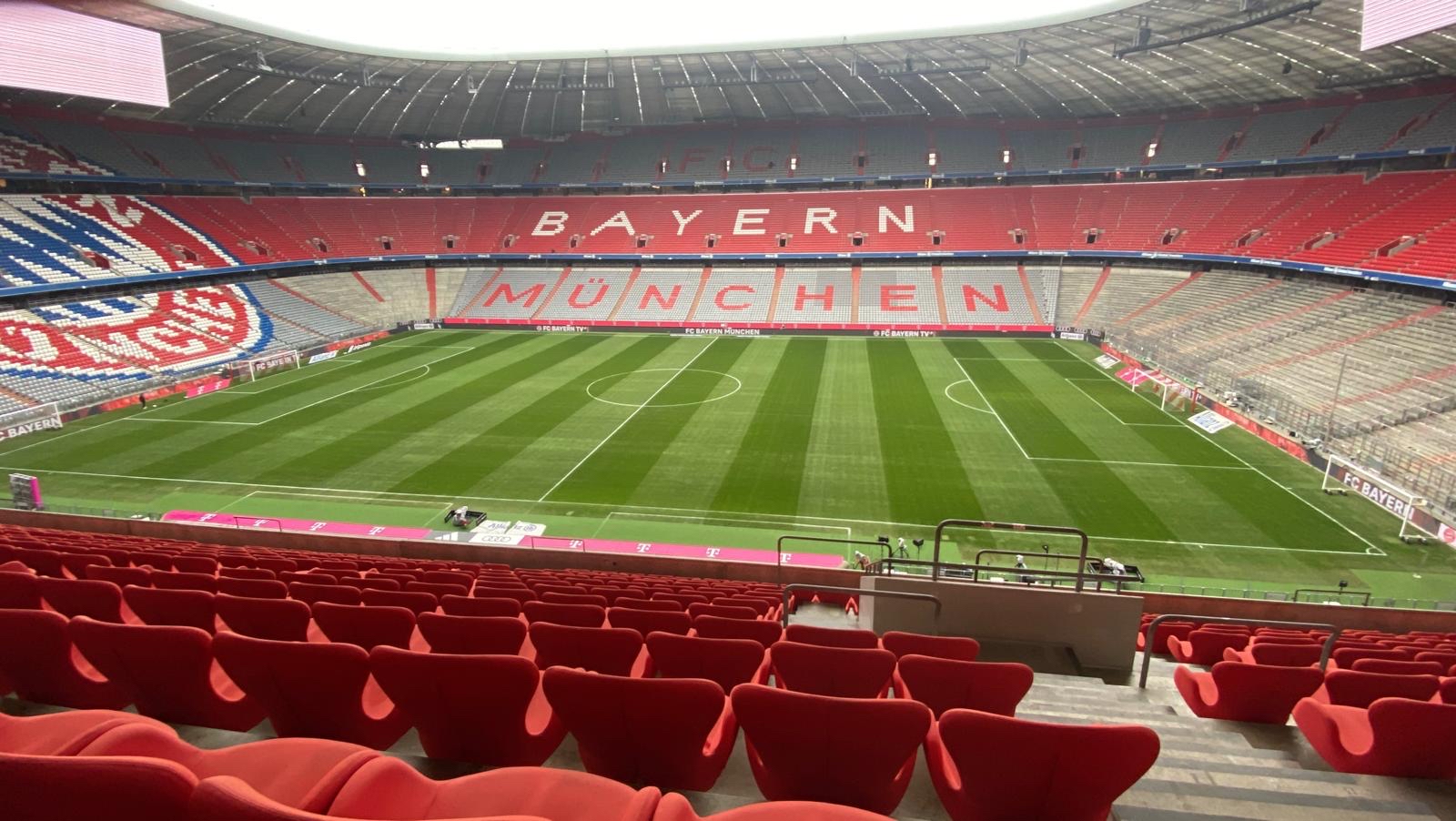 Bayern München Schriftzug
